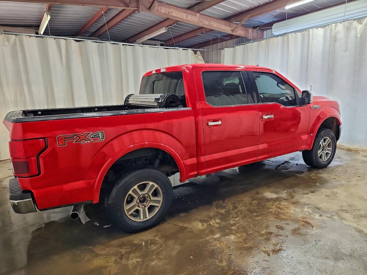 Ford F-150 Supercrew Image 9