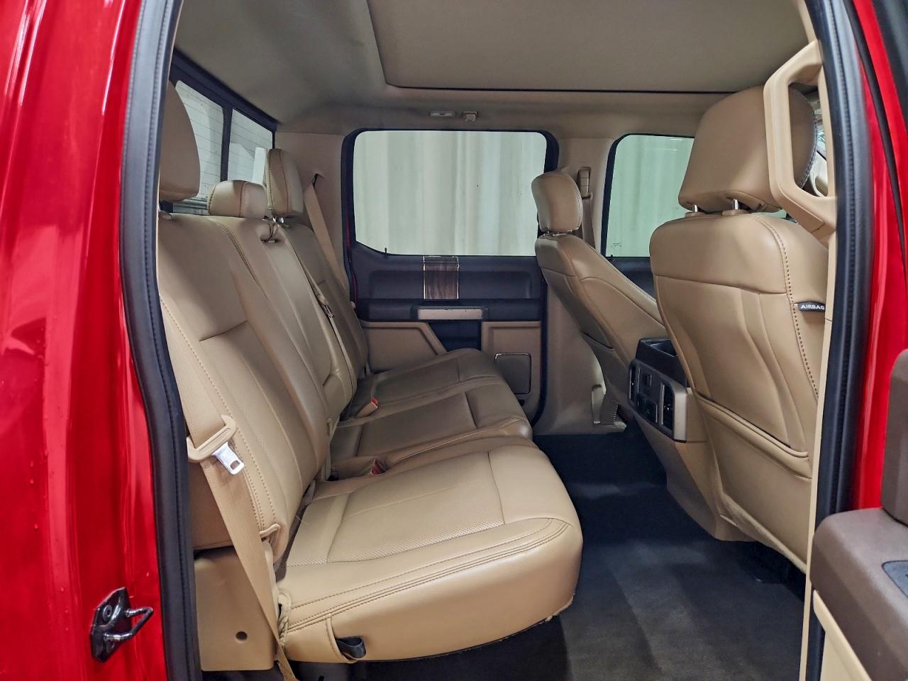 Ford F-150 Supercrew Image 4