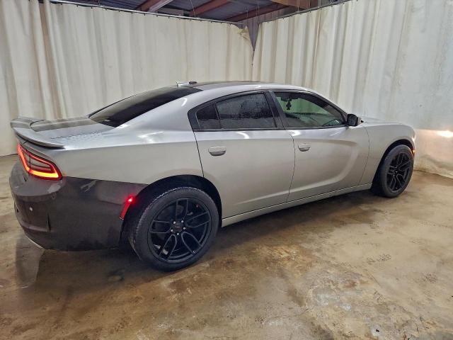 Dodge Charger Se Image 5