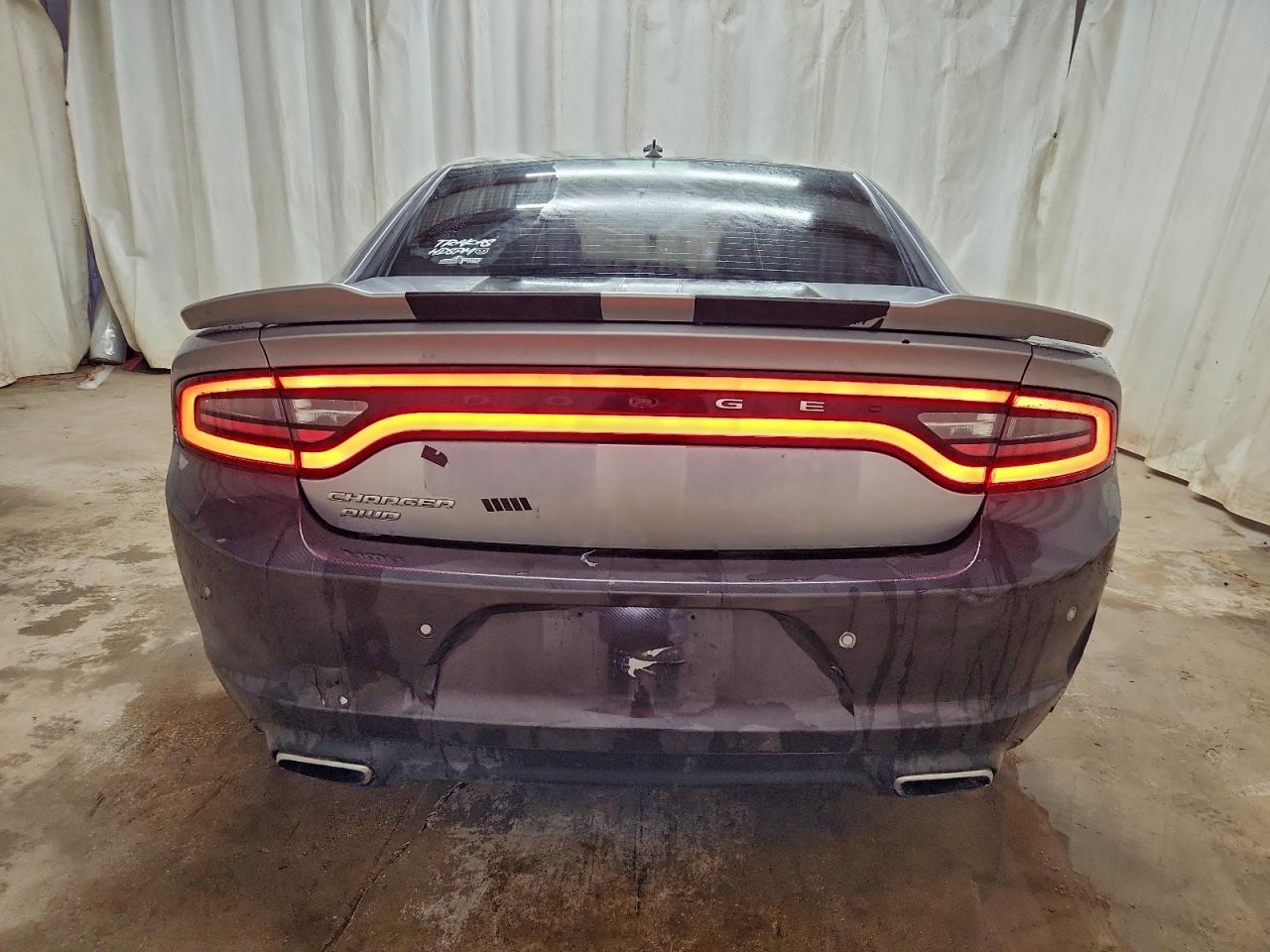 Dodge Charger Se Image 3