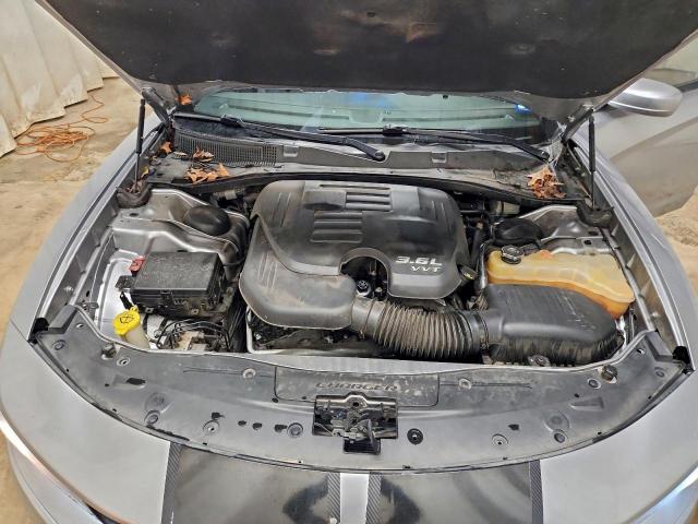 Dodge Charger Se Image 8